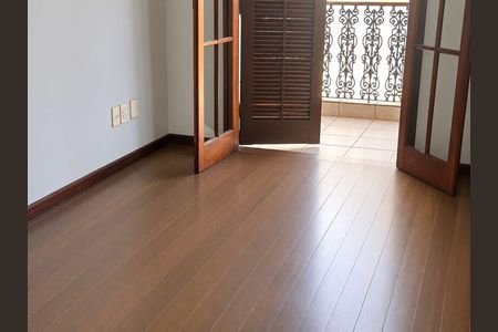 Quarto de casa para alugar com 2 quartos, 120m² em Quintino Bocaiúva, Rio de Janeiro