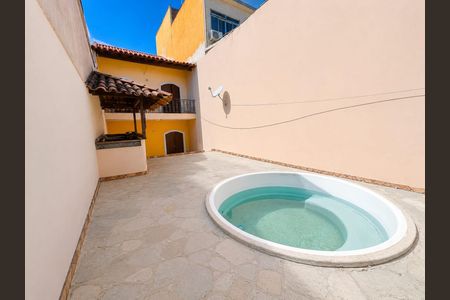 Casa para alugar com 120m², 2 quartos e 2 vagasÁrea externa