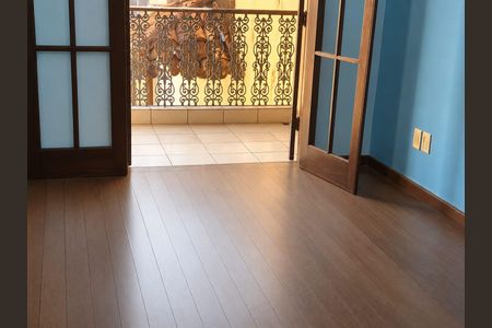 Casa para alugar com 120m², 2 quartos e 2 vagasQuarto
