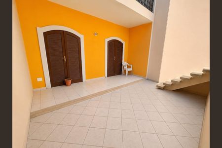 Área externa de casa para alugar com 2 quartos, 120m² em Quintino Bocaiúva, Rio de Janeiro