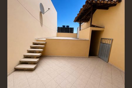 Área externa de casa para alugar com 2 quartos, 120m² em Quintino Bocaiúva, Rio de Janeiro