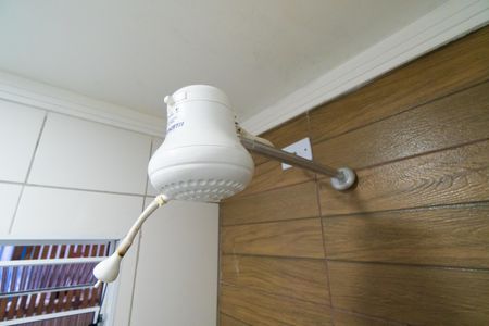 Banheiro de kitnet/studio para alugar com 1 quarto, 36m² em Jardim Jabaquara, São Paulo