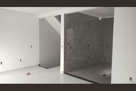 Casa à venda com 3 quartos, 72m² em Parque das Nações, Santo André