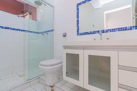 Apartamento para alugar com 105m², 2 quartos e 1 vaga Apartamento para alugar com 105m², 2 quartos e 1 vagaBanheiro suíte
