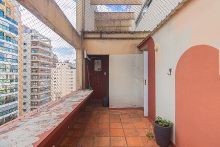 Apartamento para alugar com 105m², 2 quartos e 1 vaga Apartamento para alugar com 105m², 2 quartos e 1 vagaVaranda