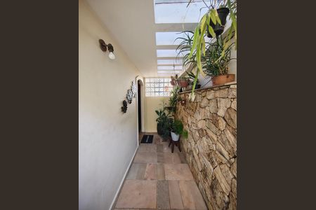 Casa à venda com 230m², 3 quartos e 6 vagas Casa à venda com 230m², 3 quartos e 6 vagasAntessala