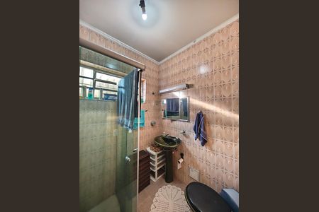 Casa à venda com 230m², 3 quartos e 6 vagas Casa à venda com 230m², 3 quartos e 6 vagasBanheiro Social