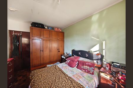 Casa à venda com 230m², 3 quartos e 6 vagas Casa à venda com 230m², 3 quartos e 6 vagasQuarto 1