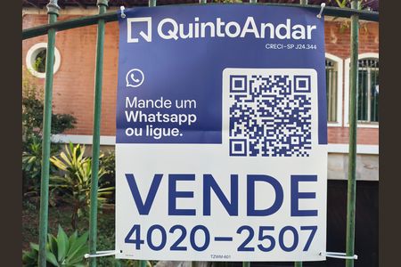 Casa à venda com 230m², 3 quartos e 6 vagas Casa à venda com 230m², 3 quartos e 6 vagasPlaquinha