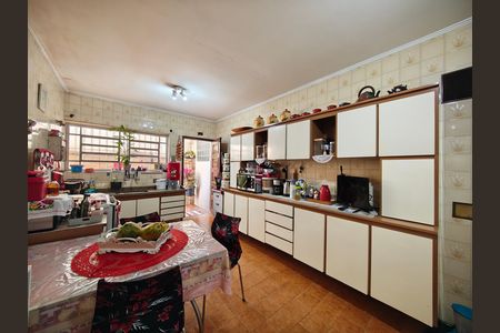 Casa à venda com 230m², 3 quartos e 6 vagas Casa à venda com 230m², 3 quartos e 6 vagasCozinha