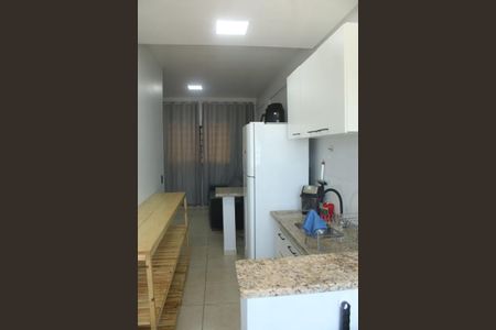 Cozinha de apartamento para alugar com 1 quarto, 82m² em Jardim da Luz, Goiânia