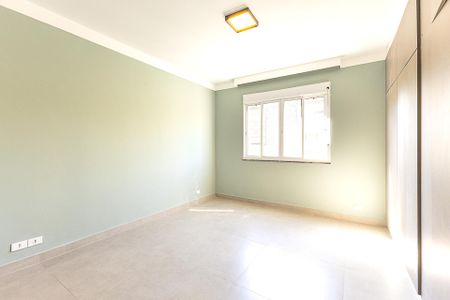 Apartamento à venda com 150m², 3 quartos e 1 vaga Apartamento à venda com 150m², 3 quartos e 1 vagaSuíte