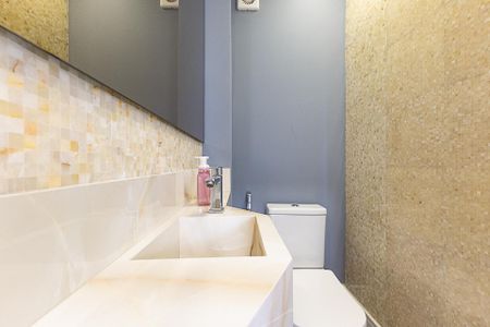 Apartamento à venda com 150m², 3 quartos e 1 vaga Apartamento à venda com 150m², 3 quartos e 1 vagaLavabo