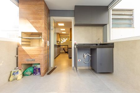 Apartamento à venda com 150m², 3 quartos e 1 vaga Apartamento à venda com 150m², 3 quartos e 1 vagaÁrea comum - Churrasqueira