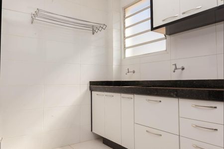 Cozinha de apartamento para alugar com 3 quartos, 67m² em Lídice, Uberlândia