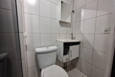 Apartamento à venda com 64m², 2 quartos e 1 vaga Apartamento à venda com 64m², 2 quartos e 1 vagaBanheiro