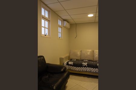 Área comum de casa de condomínio à venda com 5 quartos, 350m² em Vila Elvira, São Paulo