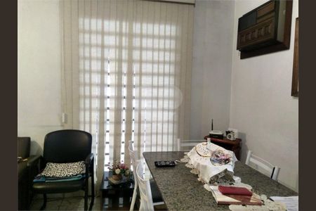 Casa à venda com 3 quartos, 150m² em Parque Residencial Oratorio, São Paulo