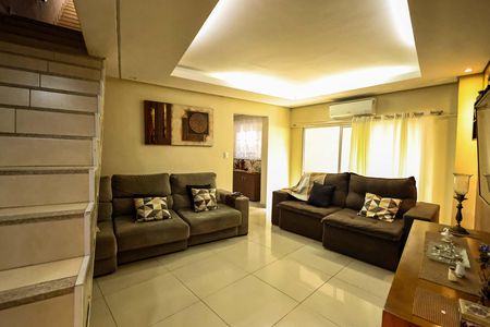 Casa para alugar com 240m², 4 quartos e 1 vagaSala
