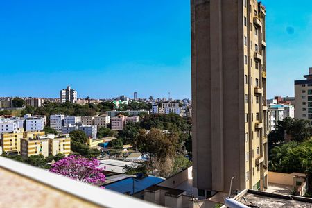 Casa para alugar com 240m², 4 quartos e 1 vagaVista