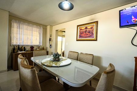 Casa para alugar com 240m², 4 quartos e 1 vagaSala de Jantar