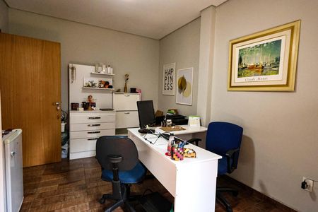 Casa para alugar com 240m², 4 quartos e 1 vagaQuarto 1