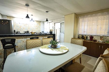 Casa para alugar com 240m², 4 quartos e 1 vagaSala de Jantar