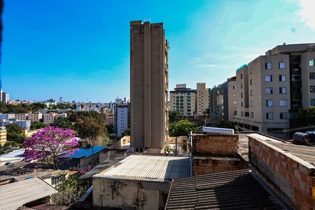 Vista da Suíte de casa para alugar com 4 quartos, 240m² em Grajaú, Belo Horizonte