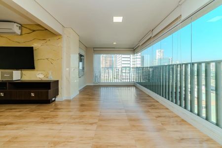 Apartamento para alugar com 4 quartos, 192m² em Pinheiros, São Paulo