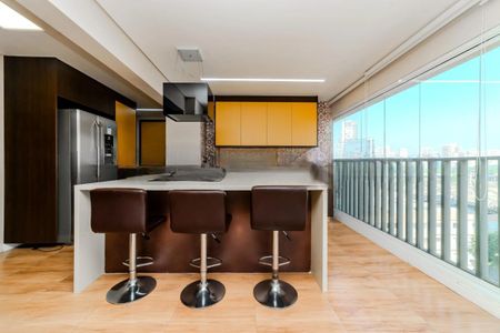 Apartamento para alugar com 4 quartos, 192m² em Pinheiros, São Paulo