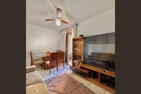 Apartamento à venda com 3 quartos, 68m² em Cabral, Contagem