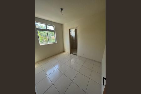 Apartamento à venda com 2 quartos, 64m² em João Pinheiro, Belo Horizonte