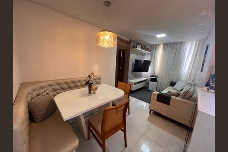 Apartamento à venda com 2 quartos, 49m² em Cabral, Contagem
