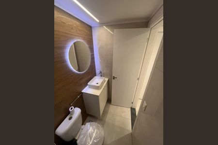 Banheiro de apartamento para alugar com 1 quarto, 28m² em Tatuapé, São Paulo