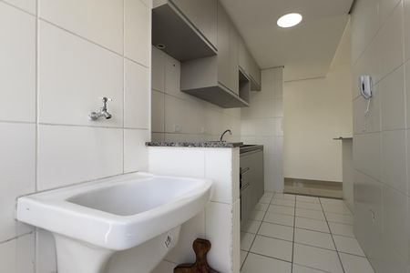 Cozinha e Área de Serviço de apartamento para alugar com 2 quartos, 55m² em Jardim do Papai, Guarulhos