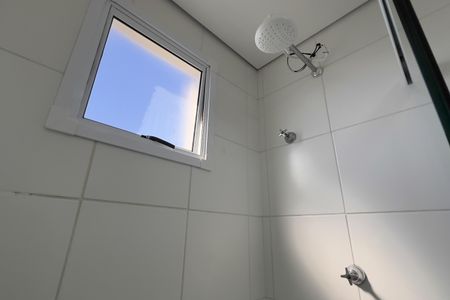 Apartamento para alugar com 55m², 2 quartos e 1 vaga Apartamento para alugar com 55m², 2 quartos e 1 vagaBanheiro da Suíte