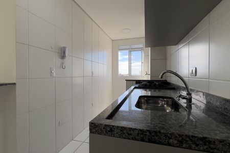 Apartamento para alugar com 55m², 2 quartos e 1 vaga Apartamento para alugar com 55m², 2 quartos e 1 vagaCozinha e Área de Serviço