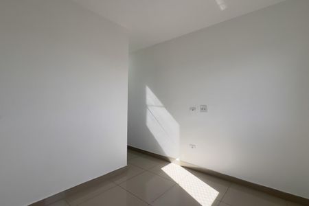 Suíte de apartamento para alugar com 2 quartos, 55m² em Jardim do Papai, Guarulhos