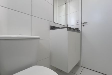 Apartamento para alugar com 55m², 2 quartos e 1 vaga Apartamento para alugar com 55m², 2 quartos e 1 vagaBanheiro da Suíte