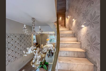 Apartamento à venda com 208m², 3 quartos e 1 vaga