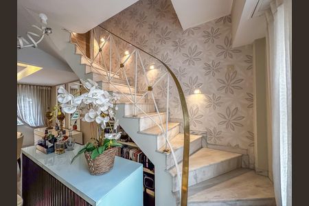 Apartamento à venda com 208m², 3 quartos e 1 vaga