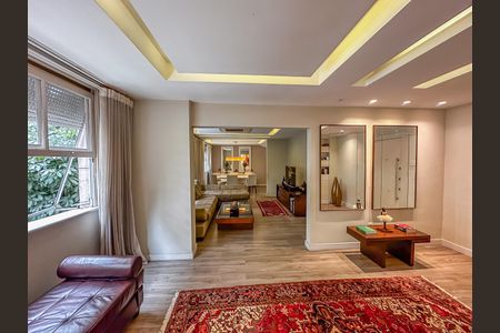 Apartamento à venda com 208m², 3 quartos e 1 vaga