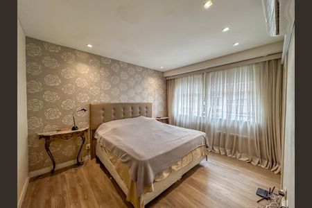 Apartamento à venda com 208m², 3 quartos e 1 vaga