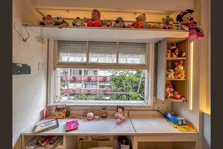 Apartamento à venda com 208m², 3 quartos e 1 vaga