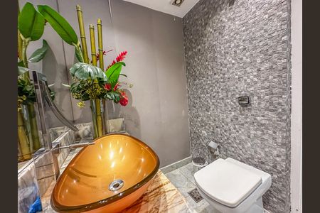 Apartamento à venda com 208m², 3 quartos e 1 vaga