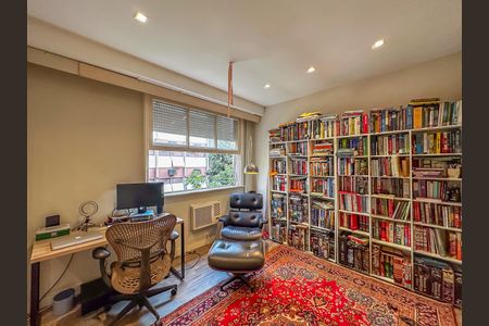 Apartamento à venda com 208m², 3 quartos e 1 vaga