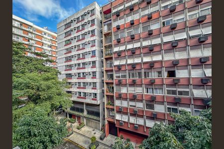 Apartamento à venda com 208m², 3 quartos e 1 vaga