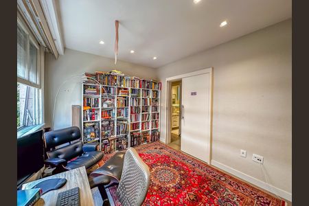 Apartamento à venda com 208m², 3 quartos e 1 vaga