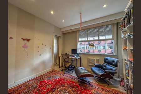 Apartamento à venda com 208m², 3 quartos e 1 vaga