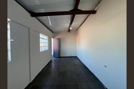 Sala de casa à venda com 3 quartos, 180m² em Serrano, Belo Horizonte